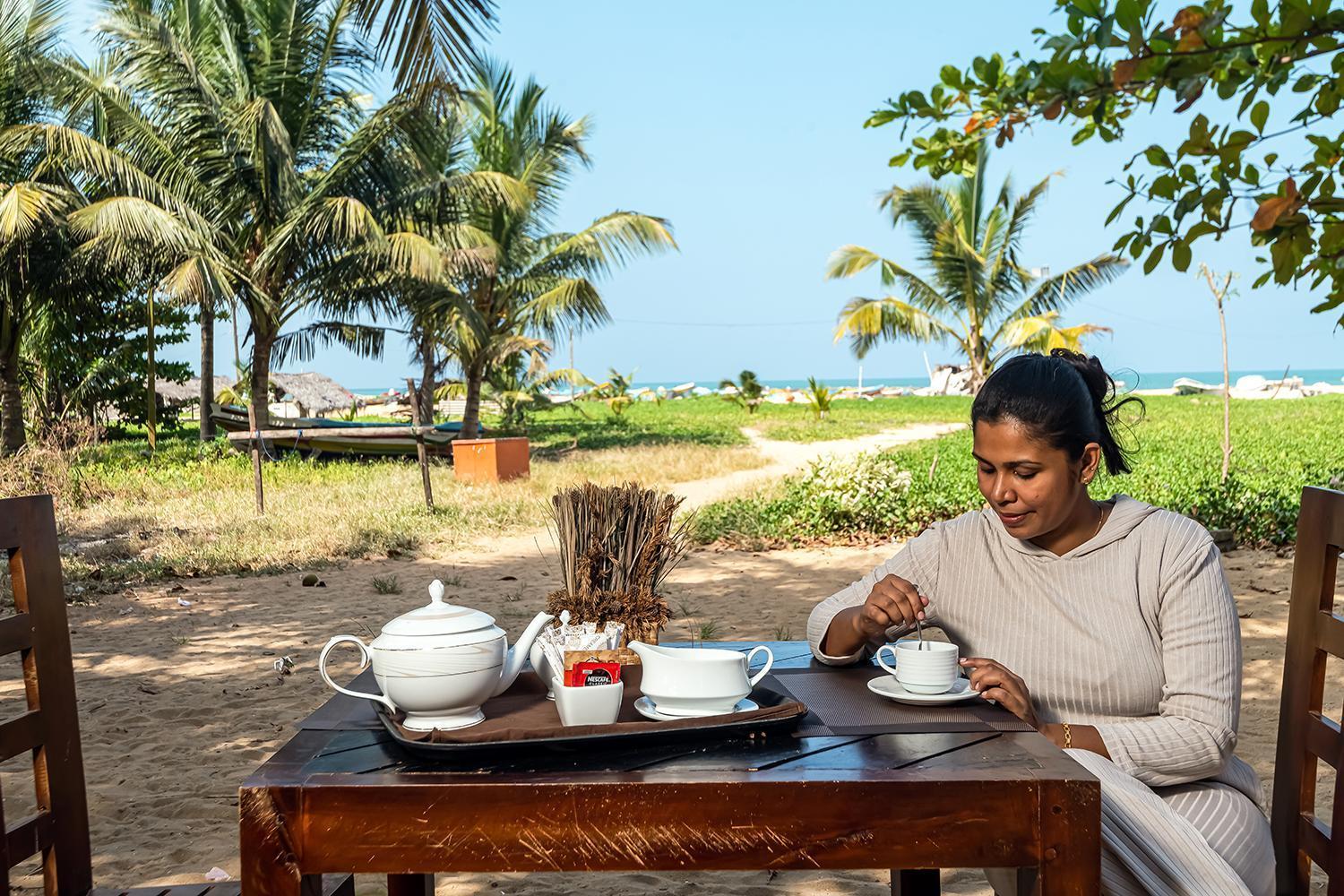 Beverly Beach Negombo Extérieur photo